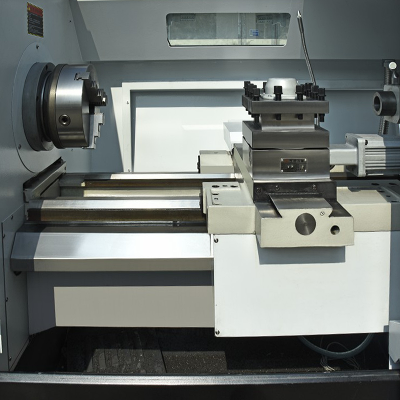 Rollen af ​​fladbed CNC Lathe: En producents indsigt